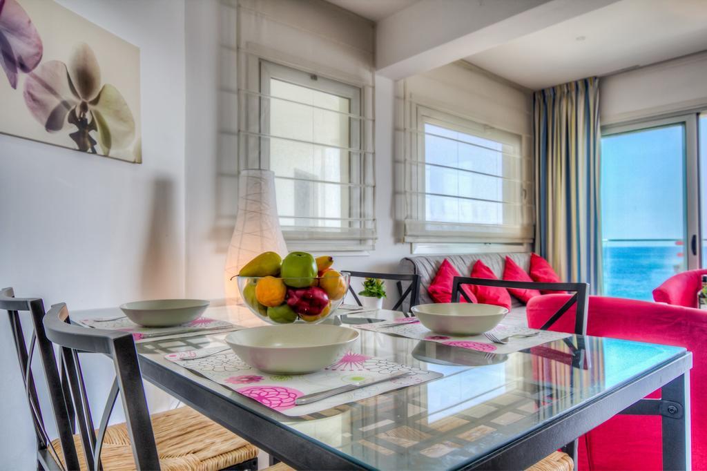 Beachfront Trident Protaras Eksteriør billede
