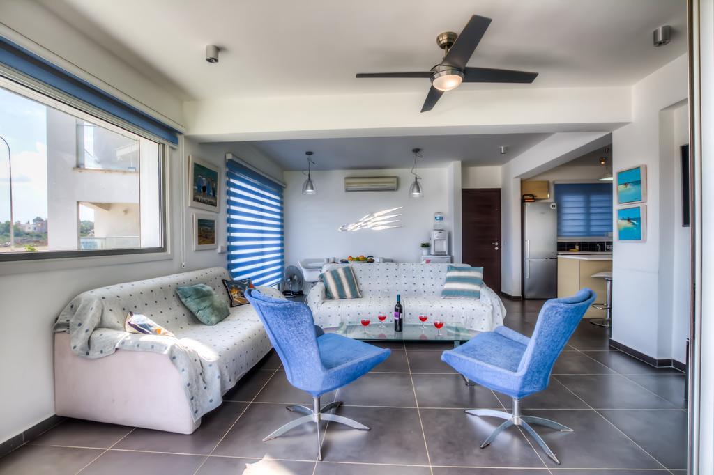 Beachfront Trident Protaras Eksteriør billede